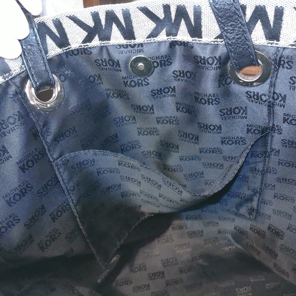 LKNW(No Call Outs) Michael Kors Jet Set Signature Canvas Lg.Tote W/Leather Trim - Picture 13 of 16